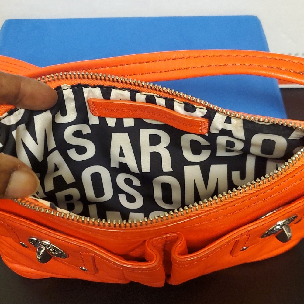 Marc Jacobs Bright Orange Crossbody Bag - Picture 6 of 11